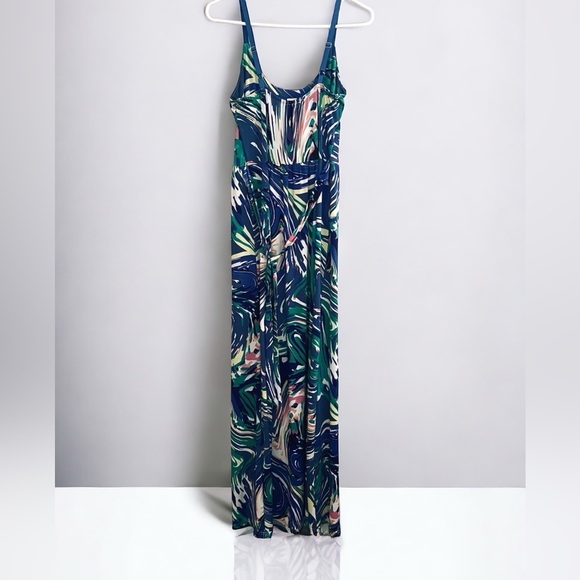 Beautiful Summer Maxi Dress - Picture 2 of 8